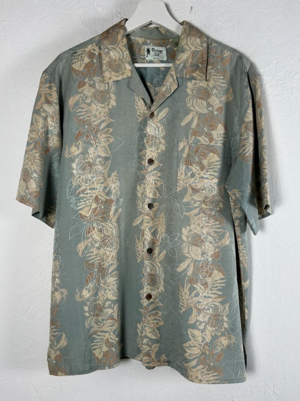 Vintage Silk Mem Floral Hawaiian Shirt Medium Green Beige Button-Up Short Sleeve